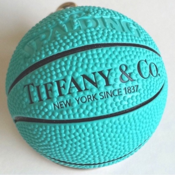 Tiffany & Co X Spaulding Basketball Collaboration Keychain - NWT - Picture 2 of 3